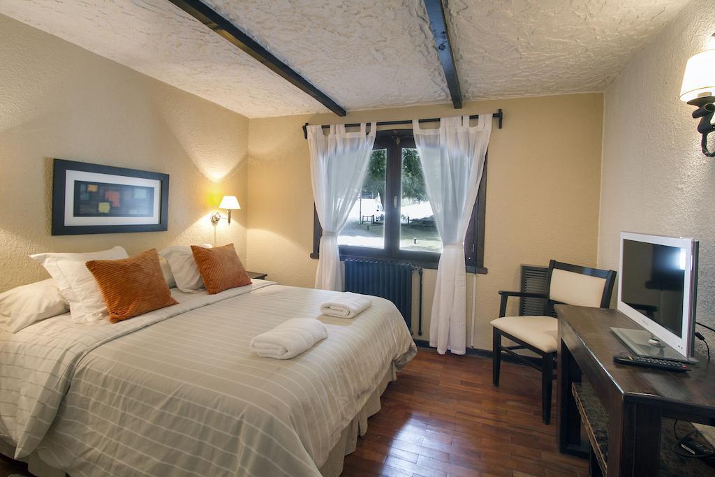 Hosteria Del Prado Сан-Карлос-де-Барілоче Екстер'єр фото